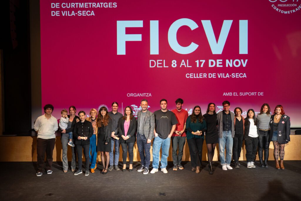 Premiados y jurado del FICVI, en la gala de clausura