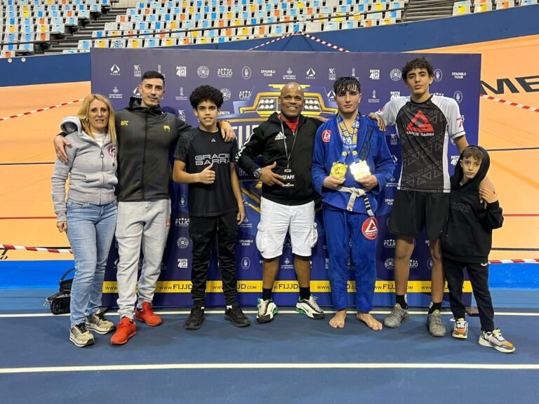 El jiu-jitsu brasileño de Vila-seca conquista Europa imagen 1576