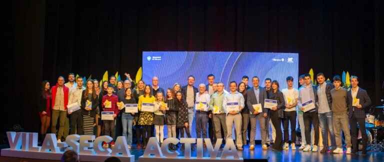 Vila-seca reconeix les fites d’una dotzena de clubs i esportistes locals imagen 1462