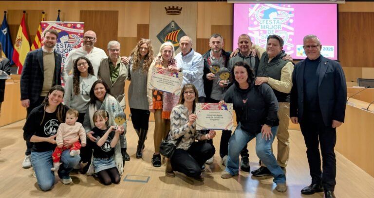 Salou premia a les millors comparses del Cós Blanc imagen 1229