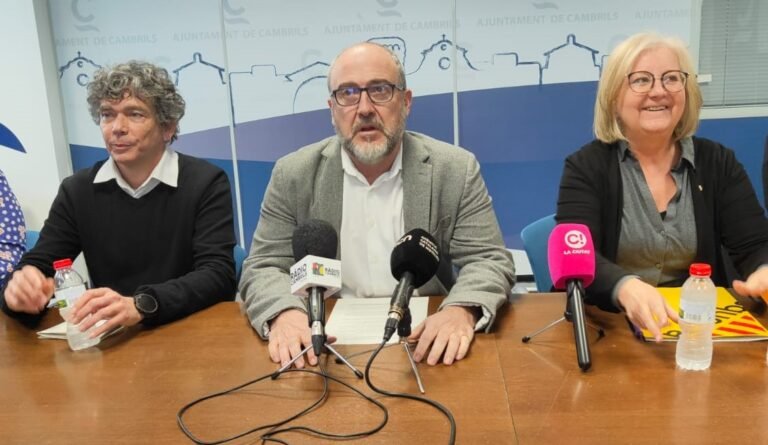 Clúa hablará con todos los grupos municipales para buscar «la estabilidad del gobierno de Cambrils» imagen 1258