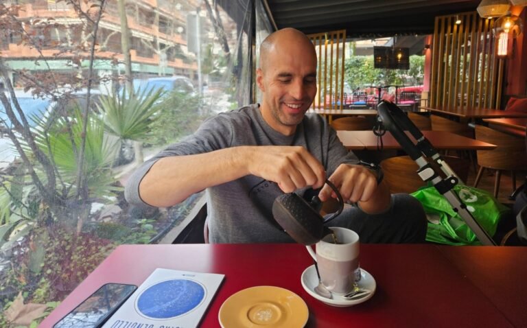 Un mundo que nos hace pensar que ‘estamos en la luna’ imagen 1154