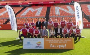 Estrellas de la cocina sobre el césped del estadio del Nàstic imagen 1084
