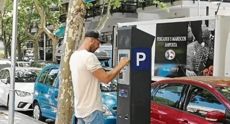 Salou activará el domingo la zona azul de aparcamiento imagen 767