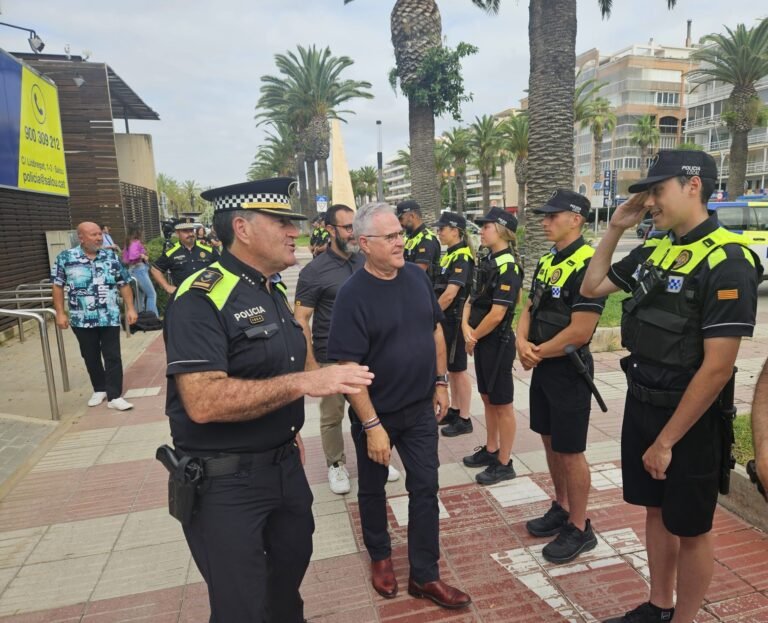 Salou inicia la temporada de playas con más vigilancia imagen 707