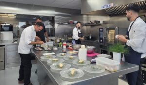 Cuatro restaurantes de Cambrils, Salou y Vila-seca optan a preparar la mejor tapa de Tarragona imagen 569