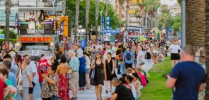 Salou volverá a celebrar en 2026 el desfile Cors d’Estiu con más carrozas imagen 551