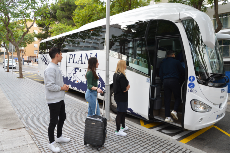 Salou tendrá este jueves un autobús urbano gratuito imagen 253