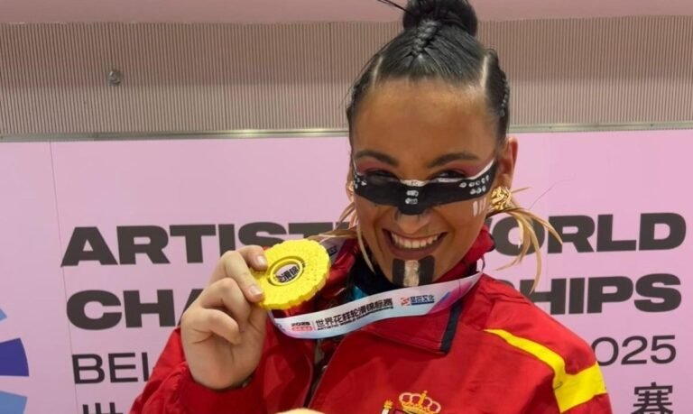 La patinadora de Vila-seca Helena Bedmar, campeona del mundo imagen 56