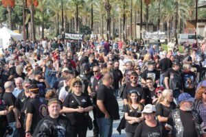 Salou acogerá la primera Botifarrada Motera, con un almuerzo popular, acrobacias y música imagen 191