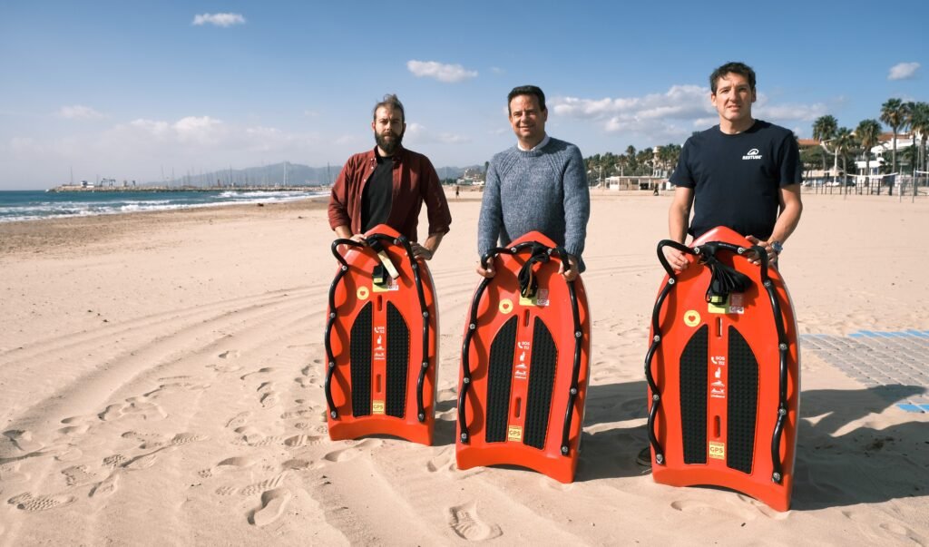 Cambrils tindrà taules salvavides amb GPS a tres platges