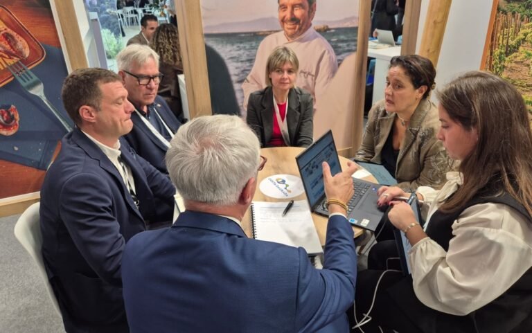 La Costa Daurada es promociona a la World Travel Market de Londres per impulsar els mercats britànic i irlandès imagen 2