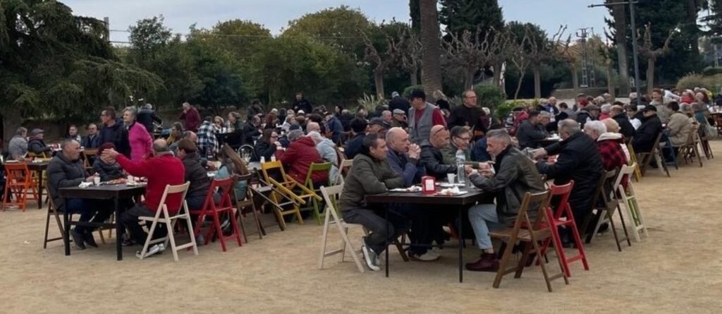 Vila-seca quiere consolidar el Festival de l’Oli tras una primera edición «muy positiva» El almuerzo popular tuvo lugar el domingo