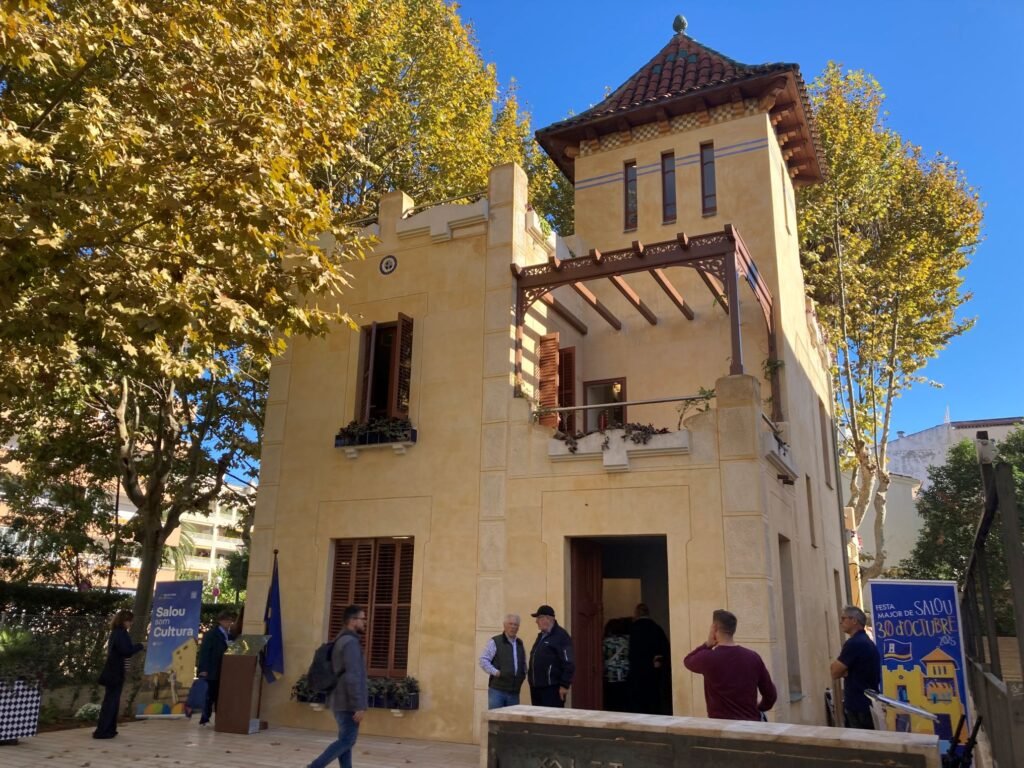 La Cátedra de Innovación e Investigación Turística Salou–Costa Daurada de la URV tiene la sede en el Xalet Fort