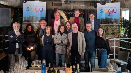 Participants en el tast a Madrid, amb l'alcalde, Pere Granados