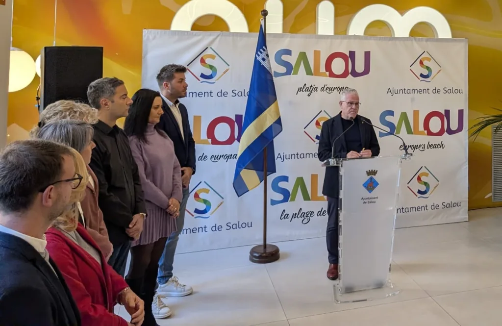 FUPS-Sumem per Salou celebra dimecres un aperitiu de Nadal al TAS obert a la ciutadania Granados i part de l'equip de govern, durant l'esmorzar de Nadal amb la premsa