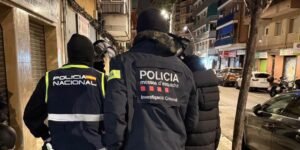 Un detenido en Salou en un macrooperativo contra los Trinitarios El operativo se lleva a cabo, al menos, en Salou y L'Hospitalet de Llobregat