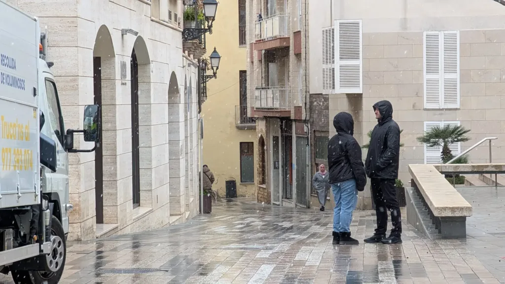 Frío y nieve este lunes en Vila-seca