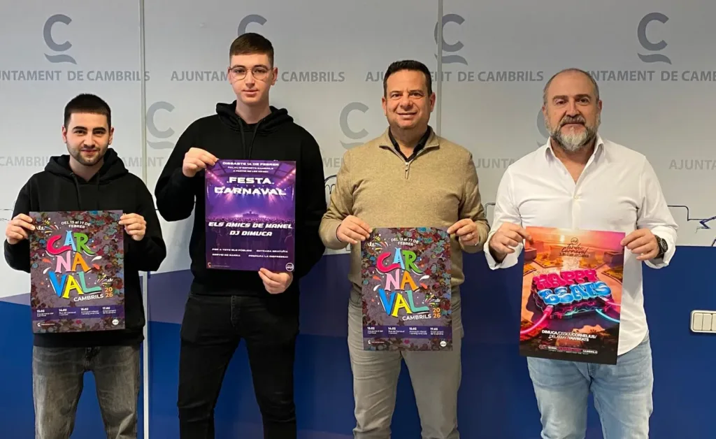L’alcalde de Cambrils, Oliver Klein; el regidor de Festes, Alfredo Clúa; el president de la Colla Jove, Dídac Muñoz, i el vicepresident de l’entitat, Marc Ivars, han presentat el programa
