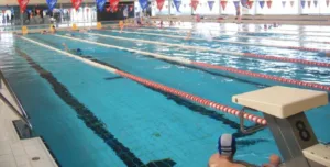 La piscina de Vila-seca está cerrada por obras