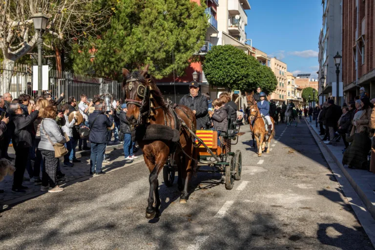 Ajornats els Tres Tombs i l’esmorzar de la Cooperativa Agrícola de Cambrils per previsió de mal temps La festa de Sant Antoni se celebrarà el diumenge 25 de gener