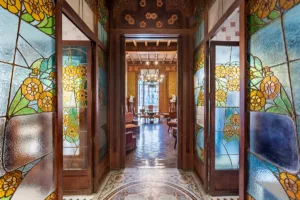 La Casa Navàs de Reus supera els 54.000 visitants el 2025 amb un creixement del públic estranger La Casa Navàs és considerada un dels millors exemples del Modernisme europeu