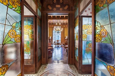 La Casa Navàs de Reus supera els 54.000 visitants el 2025 amb un creixement del públic estranger La Casa Navàs és considerada un dels millors exemples del Modernisme europeu