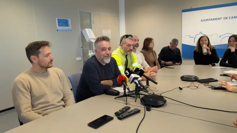 Los sindicatos alertan de que la crisis laboral en el Ayuntamiento de Cambrils pone en riesgo la celebración del carnaval sindicatos cambrils