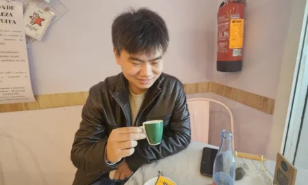 Jun, un joven emprendedor de origen chino