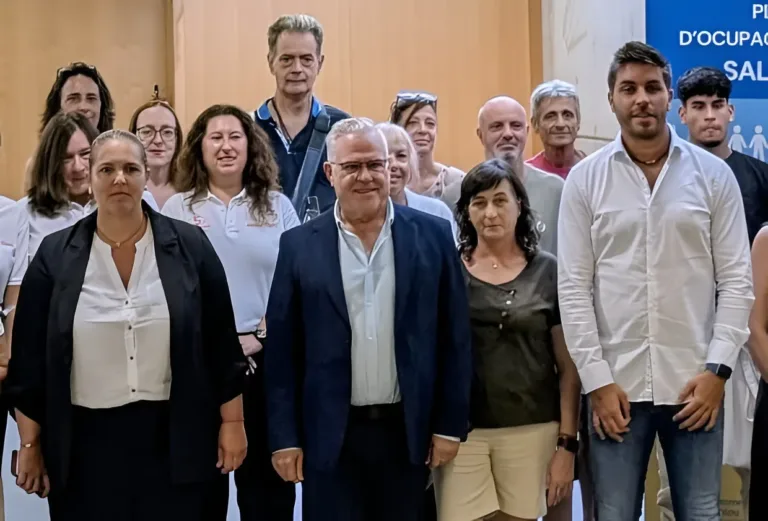 Cristina Berrio, primera por izquierda, junto a Granados, en una imagen de archivo