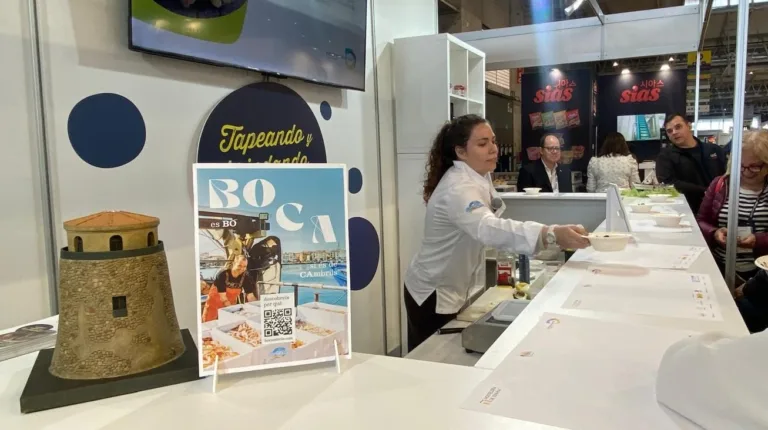 Cambrils acogerá una de las semifinales del concurso nacional Cocinero del Año La cambrilense Laia Rom ofreció 'showcookings' en Alimentaria