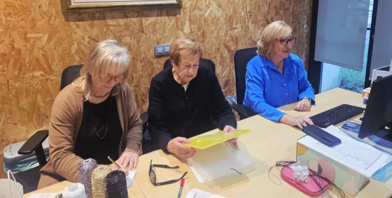 Silvia, Maria Àngels y Carme