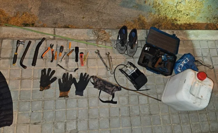 Herramientas intervenidas por los Mossos a los detenidos