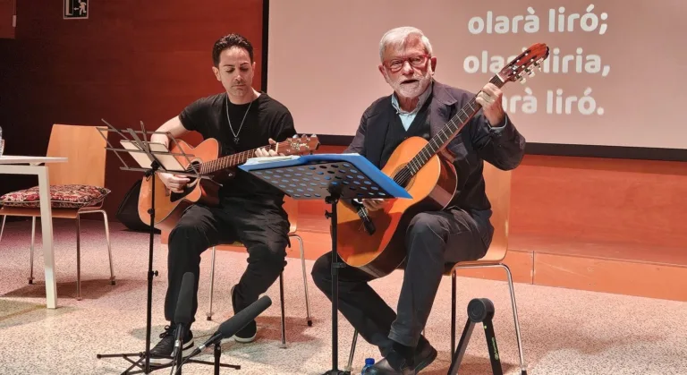 Anton Ribas, a la dreta