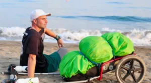 David Giménez, con el carro al que bautizó como 'Charly'