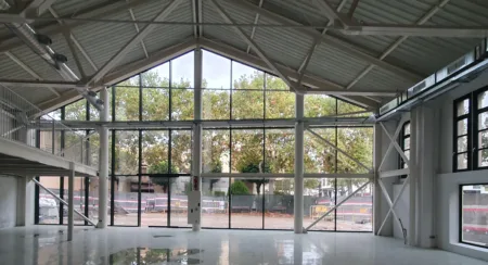 Imatge actual de l'interior del Mercat de la Vila de Cambrils