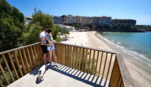 Vista de la playa Capellans de Salou desde el mirador