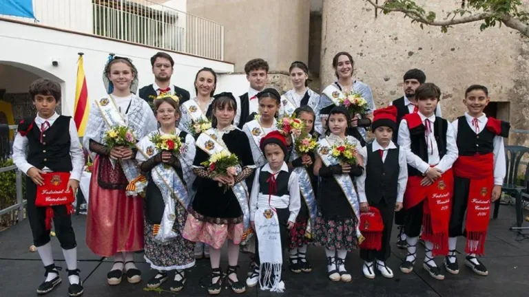 Cambrils busca pubilles, damisel·les, hereus i fadrins per a aquest 2026 Cambrils celebra 60 anys de pubillatge