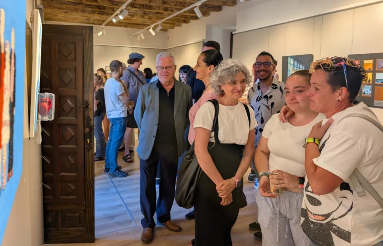 La exposición se inauguró el jueves