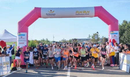 PortAventura abre sus puertas a corredores solidarios en la 14ª Fun Run Salida de la Fun Run familiar
