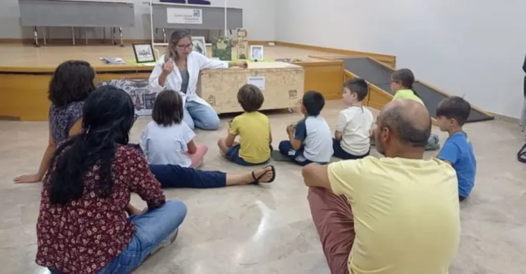 Una activitat anterior a la biblioteca de Cambrils