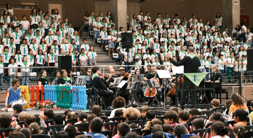 La cantata ha tingut lloc al al Palau Municipal d’Esports de Cambrils