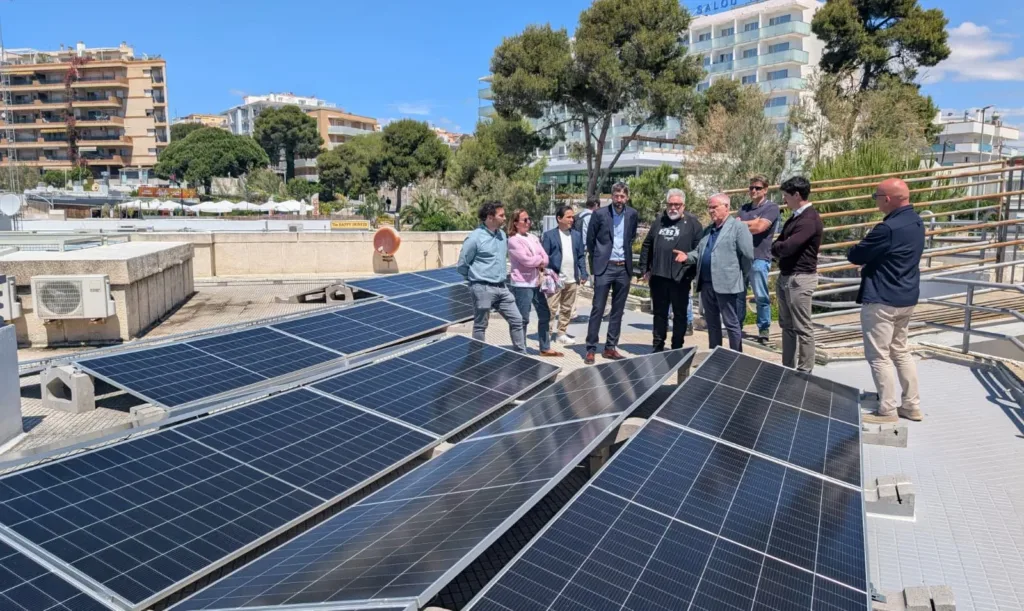 Las placas están ubicadas en Playamero