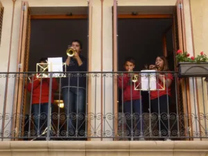 Una edición anterior de 'Música als balcons'