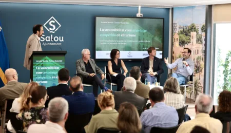 La jornada se celebró en la sala de prensa del Ayuntamiento de Salou