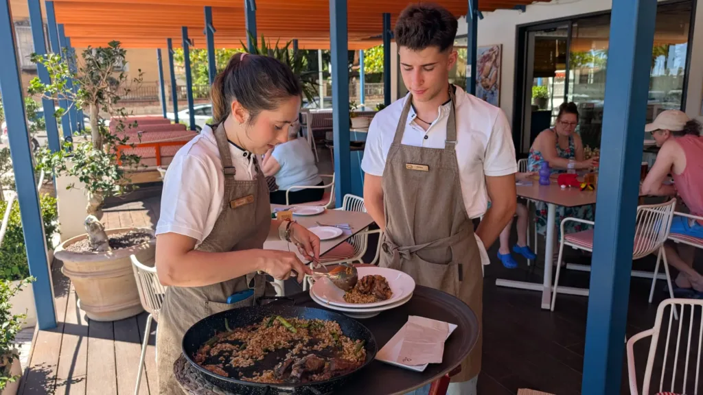 Arena Restaurant, un punt de referència culinari a Salou amb una renovada carta Arena destaca per una gran varietat d'arrossos