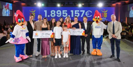 La cena tuvo lugar en el centro de convenciones de PortAventura