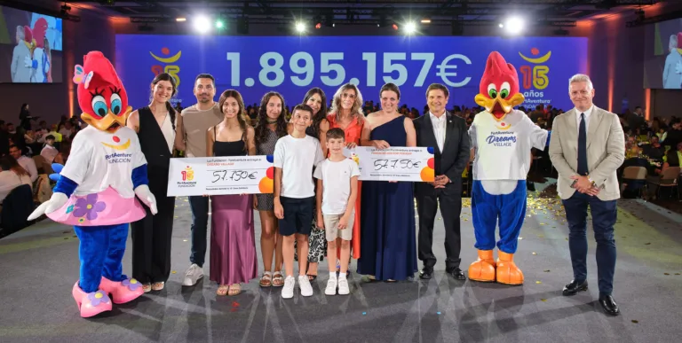 La cena tuvo lugar en el centro de convenciones de PortAventura