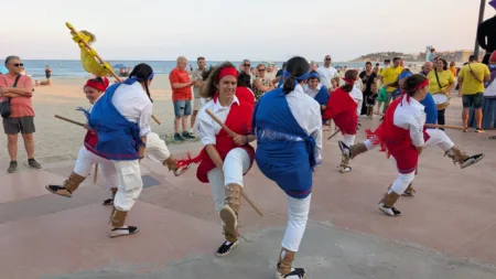 El Esbart Dansaire Ramon d'Olzina, en La Pineda