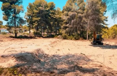 Los terrenos donde está previsto el futuro centro escolar de Cap Salou